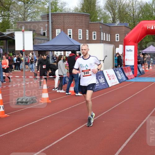 14.04.2024 - Hammer Lauf Strokosch-Dieckow http://msf.ph/oto/6073986 14.04.2024 11:03:00 Ziel 240 meine-sportfotos.de