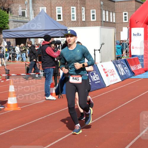 14.04.2024 - Hammer Lauf Strokosch-Dieckow http://msf.ph/oto/6074402 14.04.2024 11:03:47 Ziel 281, 316, 413, 845 meine-sportfotos.de