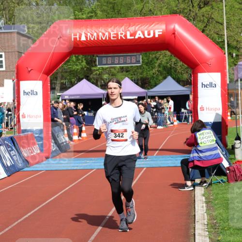14.04.2024 - Hammer Lauf Strokosch-Dieckow http://msf.ph/oto/6074470 14.04.2024 11:03:56 Ziel 342 meine-sportfotos.de