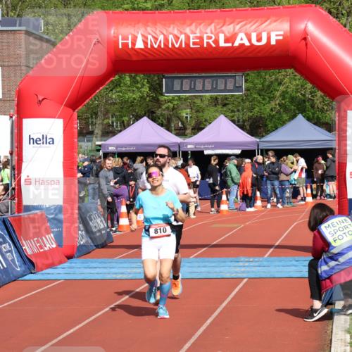 14.04.2024 - Hammer Lauf Strokosch-Dieckow http://msf.ph/oto/6074989 14.04.2024 11:05:11 Ziel 399, 809, 810 meine-sportfotos.de