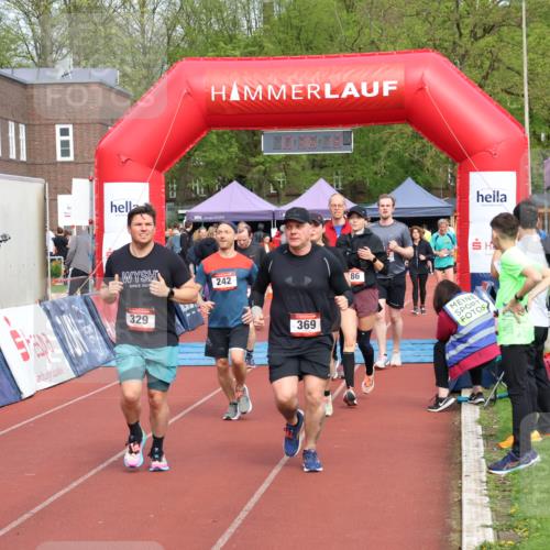 14.04.2024 - Hammer Lauf Strokosch-Dieckow http://msf.ph/oto/6075576 14.04.2024 11:06:11 Ziel 126, 186, 242, 262, 288, 329, 339, 369, 486, 792, 836 meine-sportfotos.de