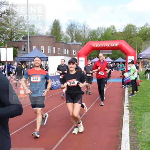 14.04.2024 - Hammer Lauf Strokosch-Dieckow http://msf.ph/oto/6075637 14.04.2024 11:06:15 Ziel 126, 186, 219, 242, 288, 308, 329, 339, 369, 792, 836 meine-sportfotos.de