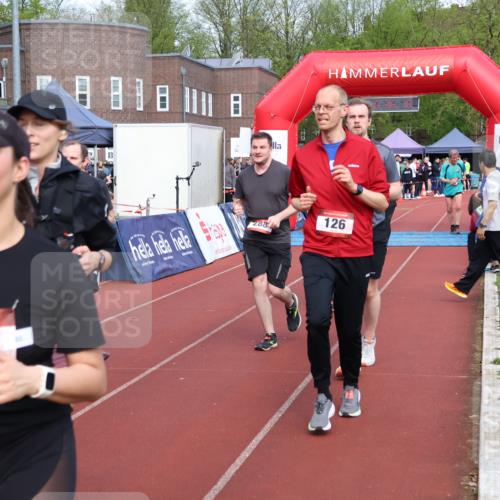 14.04.2024 - Hammer Lauf Strokosch-Dieckow http://msf.ph/oto/6075671 14.04.2024 11:06:16 Ziel 126, 186, 219, 242, 288, 308, 329, 339, 369, 792, 836, 1200 meine-sportfotos.de