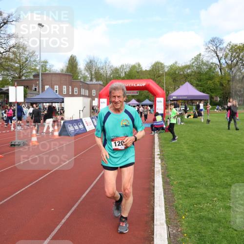 14.04.2024 - Hammer Lauf Strokosch-Dieckow http://msf.ph/oto/6075867 14.04.2024 11:06:25 Ziel 132, 1200 meine-sportfotos.de