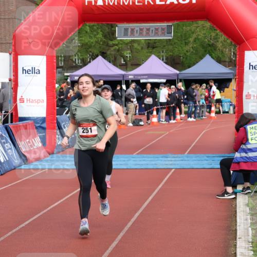 14.04.2024 - Hammer Lauf Strokosch-Dieckow http://msf.ph/oto/6075908 14.04.2024 11:06:30 Ziel 132, 251, 1170 meine-sportfotos.de