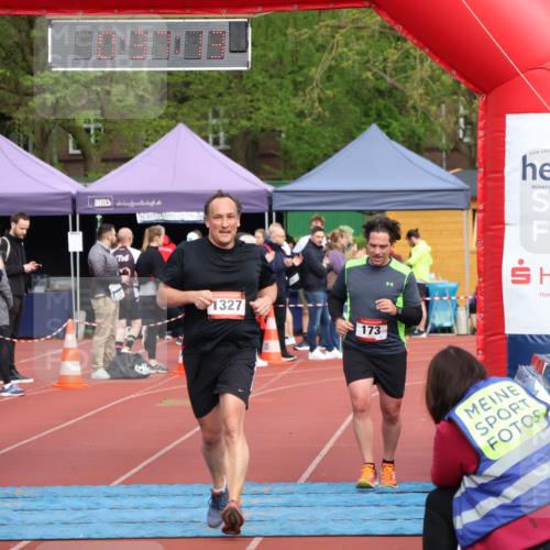 14.04.2024 - Hammer Lauf Strokosch-Dieckow http://msf.ph/oto/6076027 14.04.2024 11:07:11 Ziel 1327 meine-sportfotos.de