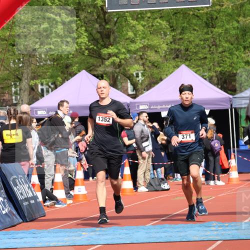 14.04.2024 - Hammer Lauf Strokosch-Dieckow http://msf.ph/oto/6077422 14.04.2024 11:19:06 Ziel 371, 831 meine-sportfotos.de