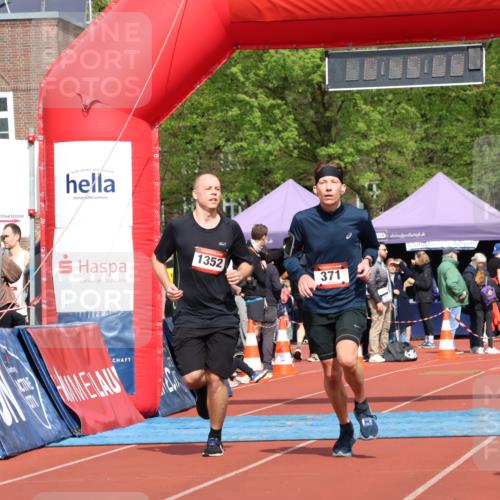 14.04.2024 - Hammer Lauf Strokosch-Dieckow http://msf.ph/oto/6077444 14.04.2024 11:19:08 Ziel 371, 831, 1352 meine-sportfotos.de