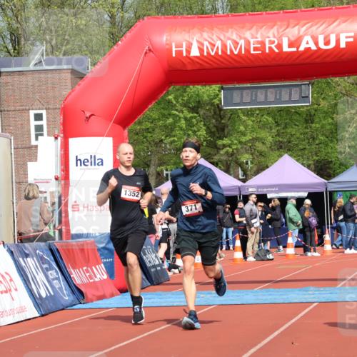 14.04.2024 - Hammer Lauf Strokosch-Dieckow http://msf.ph/oto/6077456 14.04.2024 11:19:08 Ziel 371, 831, 1352 meine-sportfotos.de
