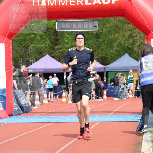 14.04.2024 - Hammer Lauf Strokosch-Dieckow http://msf.ph/oto/6077747 14.04.2024 11:20:19 Ziel 478, 562 meine-sportfotos.de