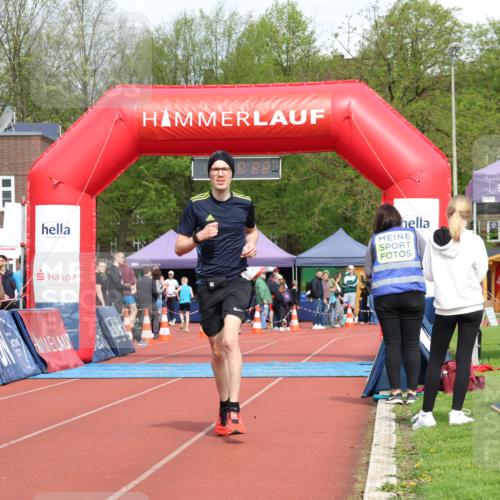 14.04.2024 - Hammer Lauf Strokosch-Dieckow http://msf.ph/oto/6077767 14.04.2024 11:20:20 Ziel 478, 562 meine-sportfotos.de