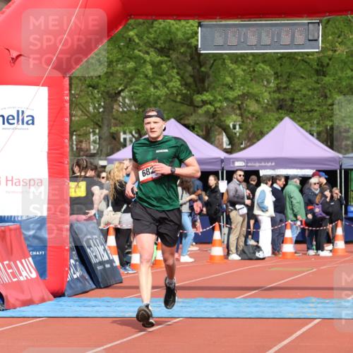 14.04.2024 - Hammer Lauf Strokosch-Dieckow http://msf.ph/oto/6077906 14.04.2024 11:21:34 Ziel 682 meine-sportfotos.de