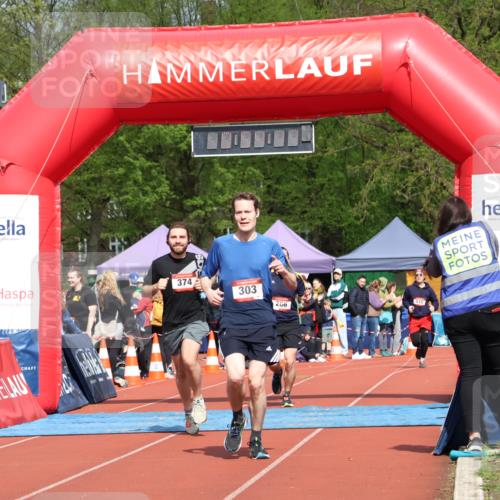 14.04.2024 - Hammer Lauf Strokosch-Dieckow http://msf.ph/oto/6078433 14.04.2024 11:24:09 Ziel 303, 374 meine-sportfotos.de