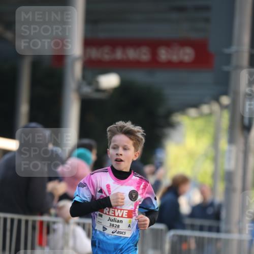 27.04.2024 - Das Zehntel Fuchs,  Jonas http://msf.ph/oto/6100354 27.04.2024 08:47:24 Ziel 1472, 1484, 3828 meine-sportfotos.de