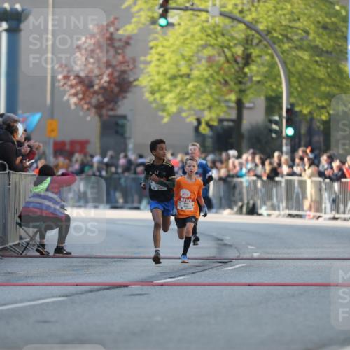 27.04.2024 - Das Zehntel Fuchs,  Jonas http://msf.ph/oto/6100397 27.04.2024 08:47:40 Ziel 1595, 2820, 3626 meine-sportfotos.de