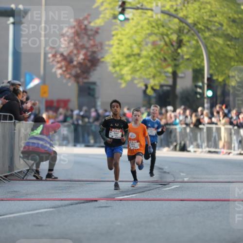 27.04.2024 - Das Zehntel Fuchs,  Jonas http://msf.ph/oto/6100406 27.04.2024 08:47:40 Ziel 1595, 2820, 3626 meine-sportfotos.de