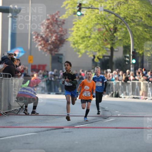 27.04.2024 - Das Zehntel Fuchs,  Jonas http://msf.ph/oto/6100411 27.04.2024 08:47:41 Ziel 1595, 2820, 3626 meine-sportfotos.de