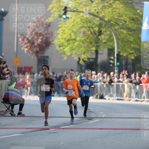 27.04.2024 - Das Zehntel Fuchs,  Jonas http://msf.ph/oto/6100416 27.04.2024 08:47:41 Ziel 1595, 2820, 3626 meine-sportfotos.de