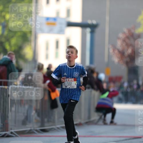 27.04.2024 - Das Zehntel Fuchs,  Jonas http://msf.ph/oto/6100453 27.04.2024 08:47:46 Ziel 1595, 1650, 2820, 3481, 3626, 3876 meine-sportfotos.de