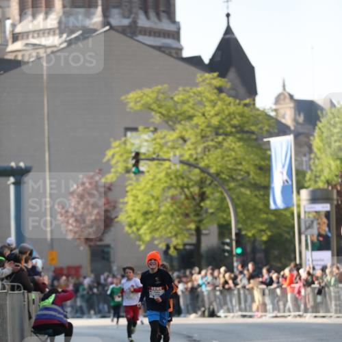 27.04.2024 - Das Zehntel Fuchs,  Jonas http://msf.ph/oto/6100588 27.04.2024 08:48:09 Ziel 1645, 1712, 2181, 2327, 2329, 3154, 3437, 3683 meine-sportfotos.de