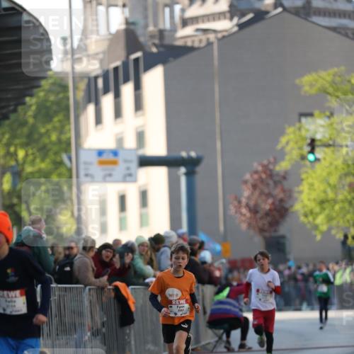27.04.2024 - Das Zehntel Fuchs,  Jonas http://msf.ph/oto/6100612 27.04.2024 08:48:13 Ziel 1645, 1712, 2327, 2329, 2930, 3154, 3683 meine-sportfotos.de