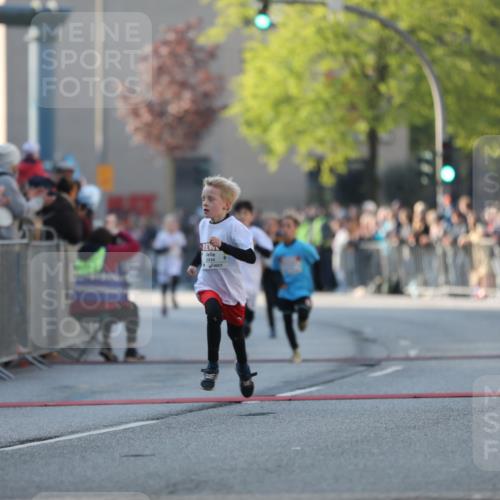 27.04.2024 - Das Zehntel Fuchs,  Jonas http://msf.ph/oto/6100665 27.04.2024 08:48:24 Ziel 1192, 1645, 2329, 2608, 2824, 2930, 3176, 3900 meine-sportfotos.de