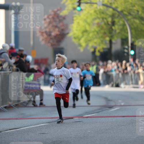 27.04.2024 - Das Zehntel Fuchs,  Jonas http://msf.ph/oto/6100666 27.04.2024 08:48:24 Ziel 1192, 1645, 2329, 2608, 2824, 2930, 3176, 3900 meine-sportfotos.de