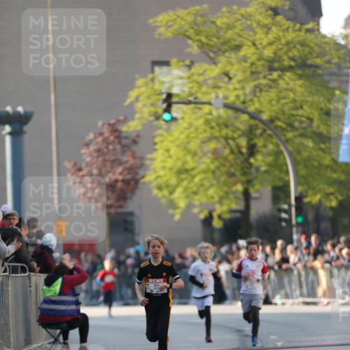 27.04.2024 - Das Zehntel Fuchs,  Jonas http://msf.ph/oto/6100675 27.04.2024 08:48:28 Ziel 1192, 1452, 2222, 2608, 2824, 2930, 3176, 3900 meine-sportfotos.de