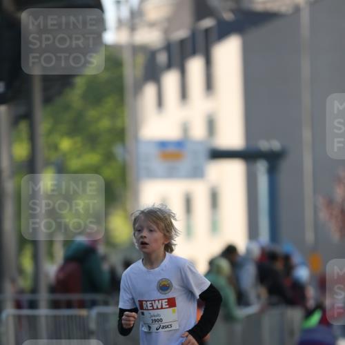 27.04.2024 - Das Zehntel Fuchs,  Jonas http://msf.ph/oto/6100726 27.04.2024 08:48:35 Ziel 1192, 1452, 2222, 2352, 2608, 2824, 3176, 3900 meine-sportfotos.de