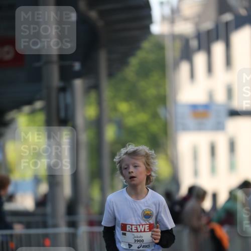 27.04.2024 - Das Zehntel Fuchs,  Jonas http://msf.ph/oto/6100731 27.04.2024 08:48:36 Ziel 1452, 2222, 2317, 2352, 2824, 3176, 3900 meine-sportfotos.de