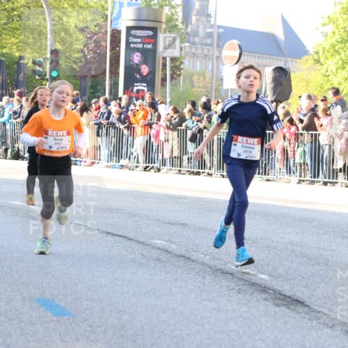 27.04.2024 - Das Zehntel Strokosch-Dieckow http://msf.ph/oto/6100744 27.04.2024 08:48:52 Laufen 1252, 1480, 2355, 2818, 3657, 3873, 3924 meine-sportfotos.de