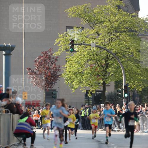 27.04.2024 - Das Zehntel Fuchs,  Jonas http://msf.ph/oto/6100775 27.04.2024 08:48:47 Ziel 1452, 2222, 2317, 2352, 2663, 2818, 2848, 3177, 3382, 3402, 3465, 3924 meine-sportfotos.de