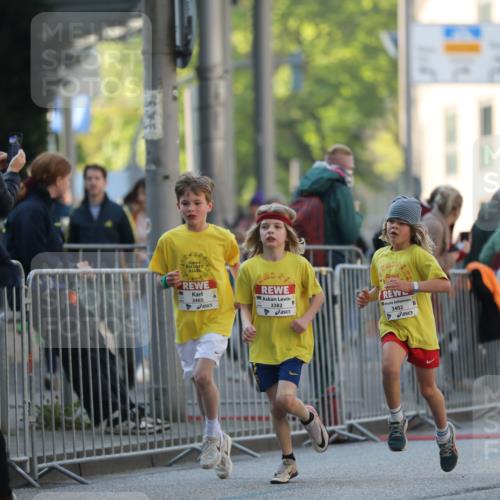 27.04.2024 - Das Zehntel Fuchs,  Jonas http://msf.ph/oto/6100808 27.04.2024 08:48:53 Ziel 1252, 2317, 2355, 2663, 2818, 2848, 3177, 3382, 3402, 3465, 3657, 3873, 3924 meine-sportfotos.de