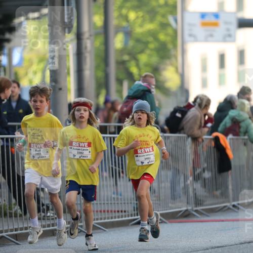 27.04.2024 - Das Zehntel Fuchs,  Jonas http://msf.ph/oto/6100809 27.04.2024 08:48:54 Ziel 1252, 2317, 2355, 2663, 2818, 2848, 3177, 3382, 3402, 3465, 3657, 3873, 3924 meine-sportfotos.de