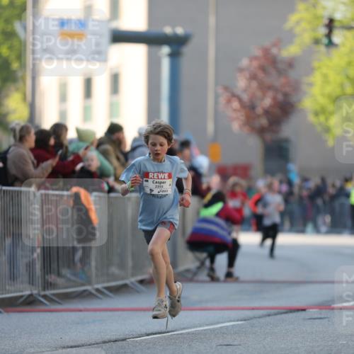 27.04.2024 - Das Zehntel Fuchs,  Jonas http://msf.ph/oto/6100893 27.04.2024 08:49:05 Ziel 1252, 1480, 1491, 1498, 2355, 2599, 2805, 2818, 3657, 3873 meine-sportfotos.de
