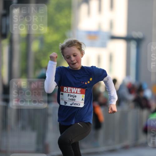 27.04.2024 - Das Zehntel Fuchs,  Jonas http://msf.ph/oto/6100940 27.04.2024 08:49:09 Ziel 1480, 1491, 1498, 2355, 2599, 2805, 2839, 3173, 3443, 3703, 3783, 3873 meine-sportfotos.de