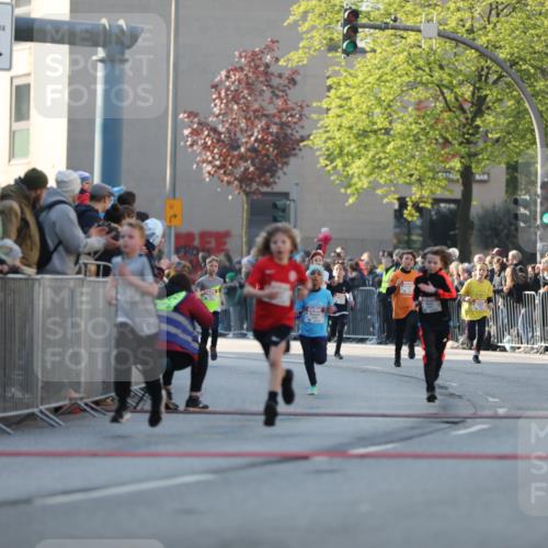 27.04.2024 - Das Zehntel Fuchs,  Jonas http://msf.ph/oto/6100954 27.04.2024 08:49:10 Ziel 1480, 1491, 1498, 2264, 2355, 2599, 2805, 2839, 3169, 3173, 3443, 3703, 3783 meine-sportfotos.de