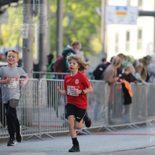 27.04.2024 - Das Zehntel Fuchs,  Jonas http://msf.ph/oto/6100974 27.04.2024 08:49:14 Ziel 1480, 1491, 1498, 1935, 2264, 2599, 2805, 2839, 3169, 3173, 3443, 3703, 3783 meine-sportfotos.de