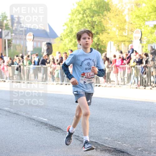 27.04.2024 - Das Zehntel Strokosch-Dieckow http://msf.ph/oto/6100981 27.04.2024 08:48:36 Laufen 1452, 2222, 2317, 2352, 2663, 2848, 3177, 3382, 3402, 3465 meine-sportfotos.de