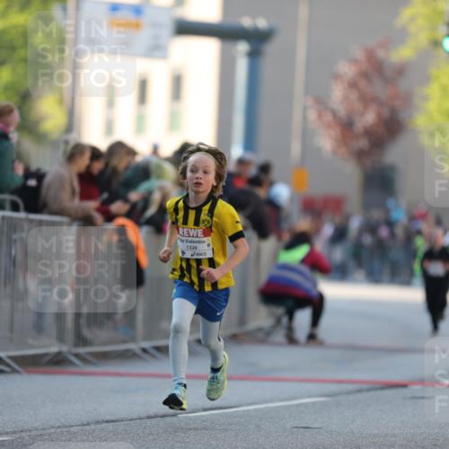 27.04.2024 - Das Zehntel Fuchs,  Jonas http://msf.ph/oto/6101066 27.04.2024 08:49:30 Ziel 1326, 1935, 2264, 3169, 3238, 3241, 3453, 3619, 3784, 3819 meine-sportfotos.de
