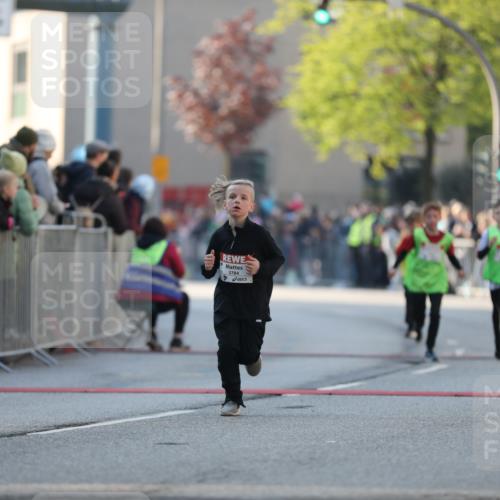 27.04.2024 - Das Zehntel Fuchs,  Jonas http://msf.ph/oto/6101134 27.04.2024 08:49:36 Ziel 1326, 3238, 3241, 3453, 3619, 3764, 3784, 3819 meine-sportfotos.de