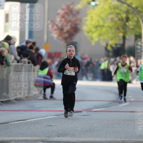 27.04.2024 - Das Zehntel Fuchs,  Jonas http://msf.ph/oto/6101135 27.04.2024 08:49:36 Ziel 1326, 3238, 3241, 3453, 3619, 3764, 3784, 3819 meine-sportfotos.de