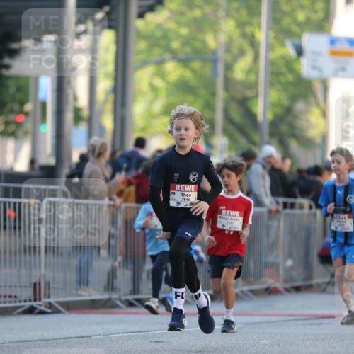 27.04.2024 - Das Zehntel Fuchs,  Jonas http://msf.ph/oto/6101209 27.04.2024 08:49:51 Ziel 2014, 2167, 2354, 2596, 2792, 3043, 3141, 3155, 3156, 3472, 3641, 3704, 3764, 3769, 3775, 3778, 3794, 3846 meine-sportfotos.de
