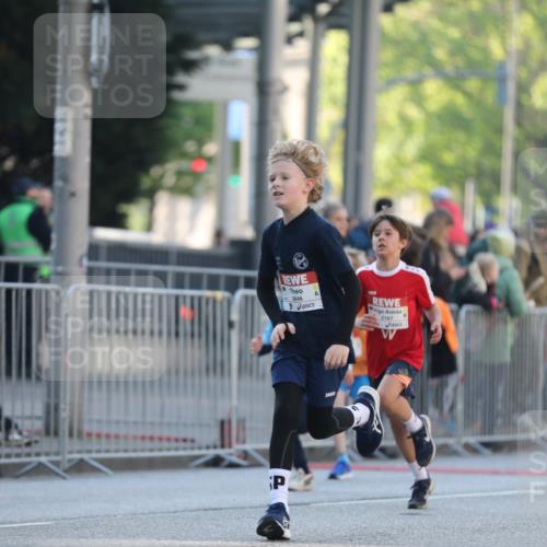 27.04.2024 - Das Zehntel Fuchs,  Jonas http://msf.ph/oto/6101213 27.04.2024 08:49:52 Ziel 1233, 2014, 2167, 2354, 2596, 2792, 3043, 3141, 3155, 3156, 3472, 3480, 3641, 3704, 3764, 3769, 3775, 3778, 3794, 3846 meine-sportfotos.de