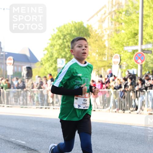 27.04.2024 - Das Zehntel Strokosch-Dieckow http://msf.ph/oto/6101242 27.04.2024 08:48:13 Laufen 1192, 1645, 2329, 2608, 2930, 3176 meine-sportfotos.de