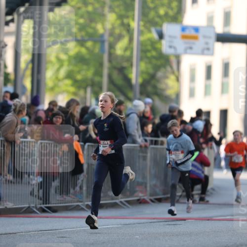 27.04.2024 - Das Zehntel Fuchs,  Jonas http://msf.ph/oto/6101254 27.04.2024 08:50:01 Ziel 1233, 1707, 2014, 2354, 2596, 2792, 3043, 3141, 3152, 3155, 3156, 3472, 3480, 3709, 3775, 3794, 3833 meine-sportfotos.de