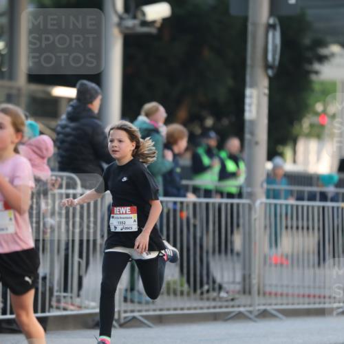 27.04.2024 - Das Zehntel Fuchs,  Jonas http://msf.ph/oto/6101324 27.04.2024 08:50:21 Ziel 1230, 1497, 1552, 1553, 1584, 1596, 1661, 1929, 2114, 2134, 2345, 2360, 2644, 2652, 2679, 3030, 3112, 3145, 3168, 3473, 3705, 3706 meine-sportfotos.de