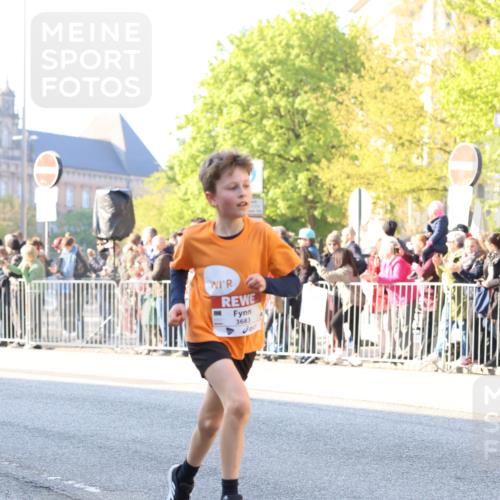 27.04.2024 - Das Zehntel Strokosch-Dieckow http://msf.ph/oto/6101329 27.04.2024 08:48:05 Laufen 1645, 1712, 2327, 2329, 3154, 3683 meine-sportfotos.de