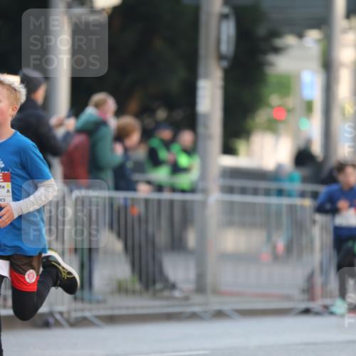 27.04.2024 - Das Zehntel Fuchs,  Jonas http://msf.ph/oto/6101332 27.04.2024 08:50:22 Ziel 1230, 1497, 1552, 1553, 1584, 1596, 1661, 1866, 1929, 2114, 2134, 2345, 2360, 2644, 2652, 2679, 3030, 3112, 3145, 3168, 3455, 3460, 3473, 3705, 3706 meine-sportfotos.de
