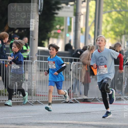 27.04.2024 - Das Zehntel Fuchs,  Jonas http://msf.ph/oto/6101337 27.04.2024 08:50:23 Ziel 1230, 1471, 1497, 1552, 1553, 1584, 1596, 1661, 1866, 1929, 2114, 2134, 2345, 2360, 2644, 2652, 2679, 3030, 3112, 3145, 3168, 3455, 3460, 3473, 3705, 3706 meine-sportfotos.de